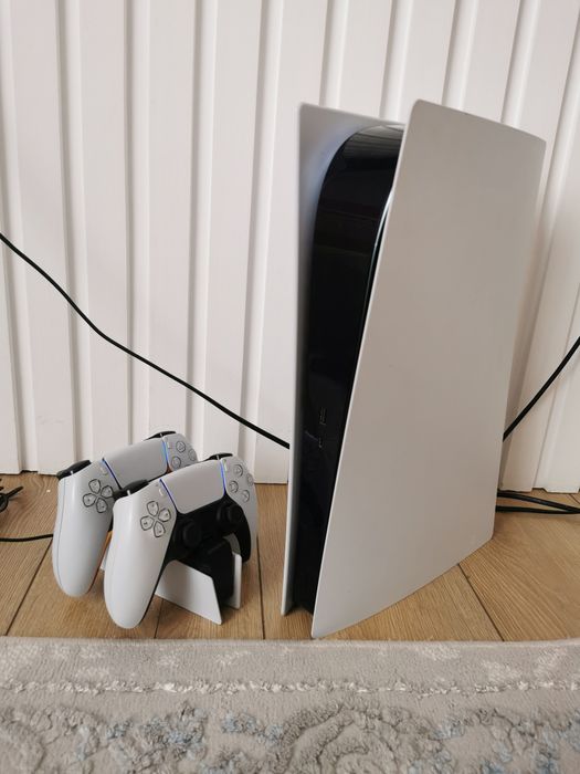 Ps5 2 джостика в много игр