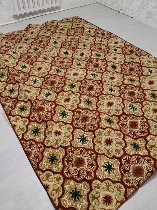 2.5m 3.5m gilam sotiladi