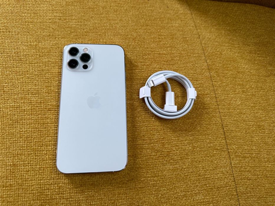 iPhone 12 Pro, бял, 512 GB - перфектно състояние + оригинален кабел