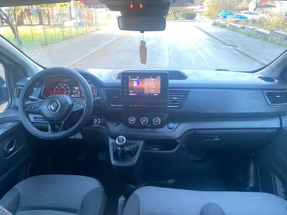 Renault Trafic 2022 9locuri 2.0M9R Lung Vivaro Transporter Vito T6 T5