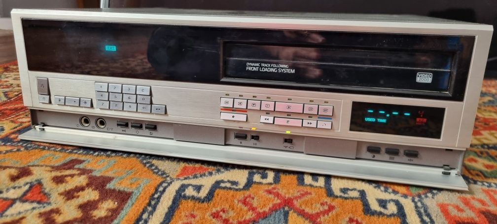Philips VR2350, video 2000 vcr