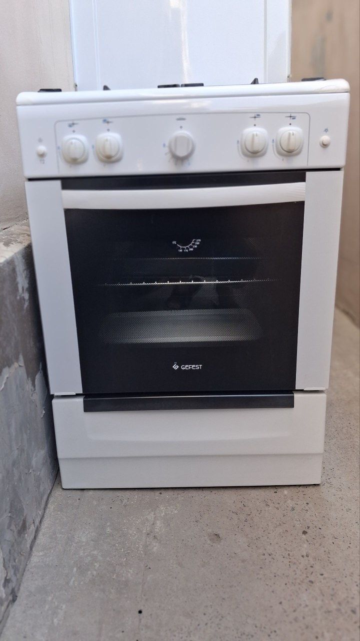 Срочно продаётся газ плита artel