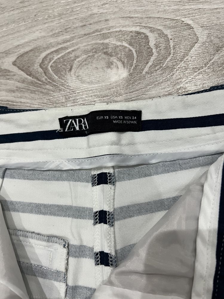 Pantaloni scurți damă Zara