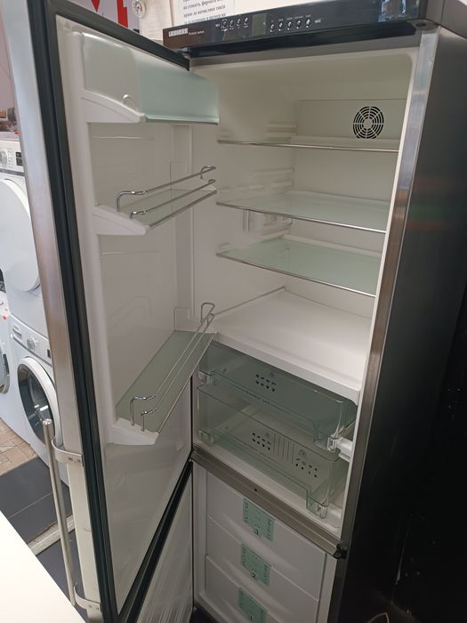 Хладилник с фризер LIEBHERR PREMIUM INOX