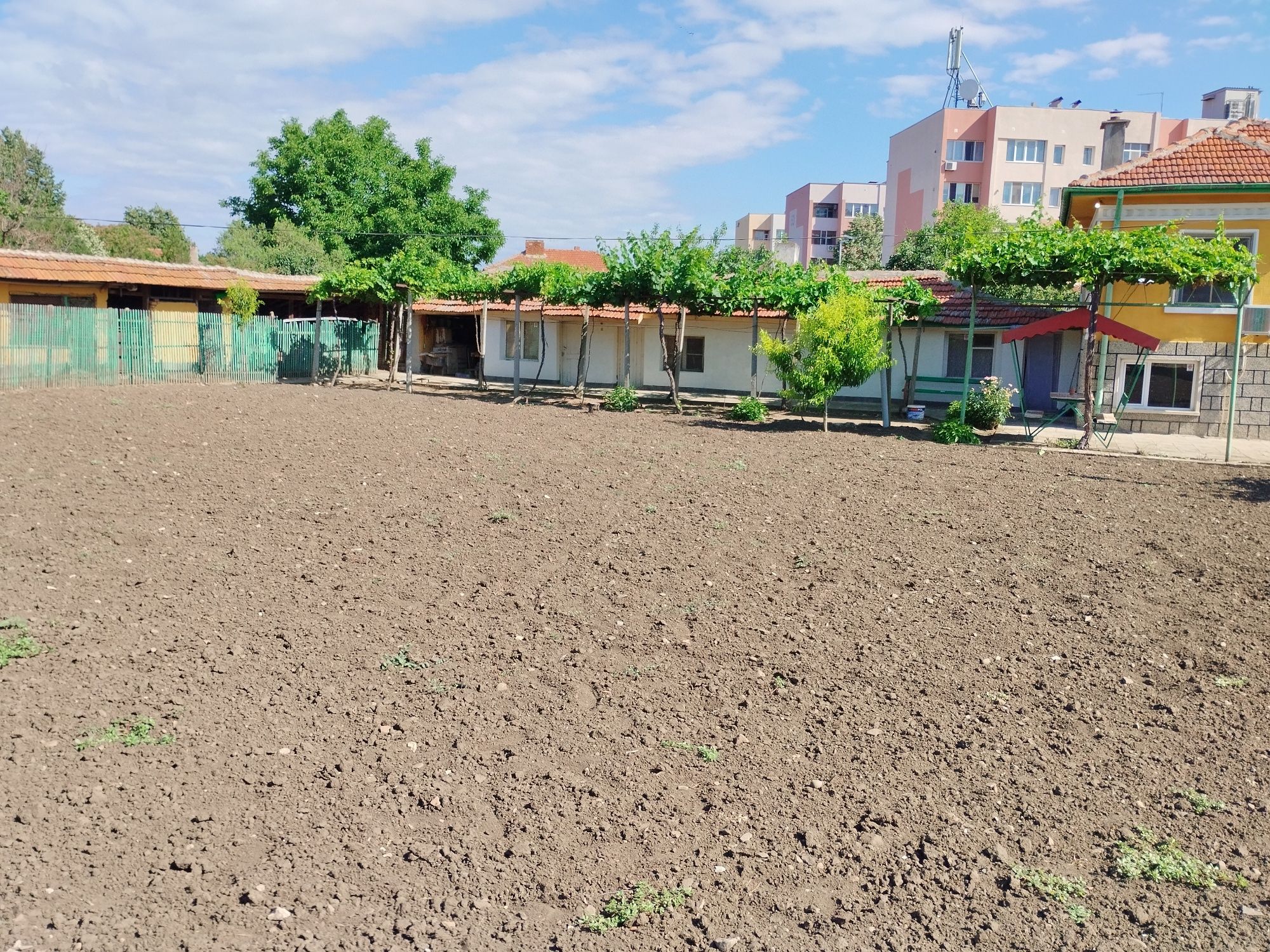 Продава се къща в град Стралджа
