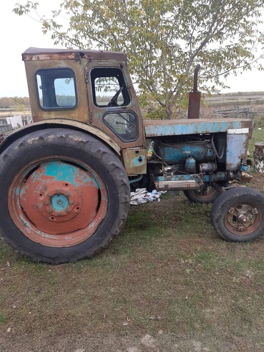 Продам Трактор Т-40