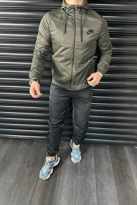 Trening NIKE Model NOU 2025 din Fâș l Trening Compleu TRANSPORT Inclus