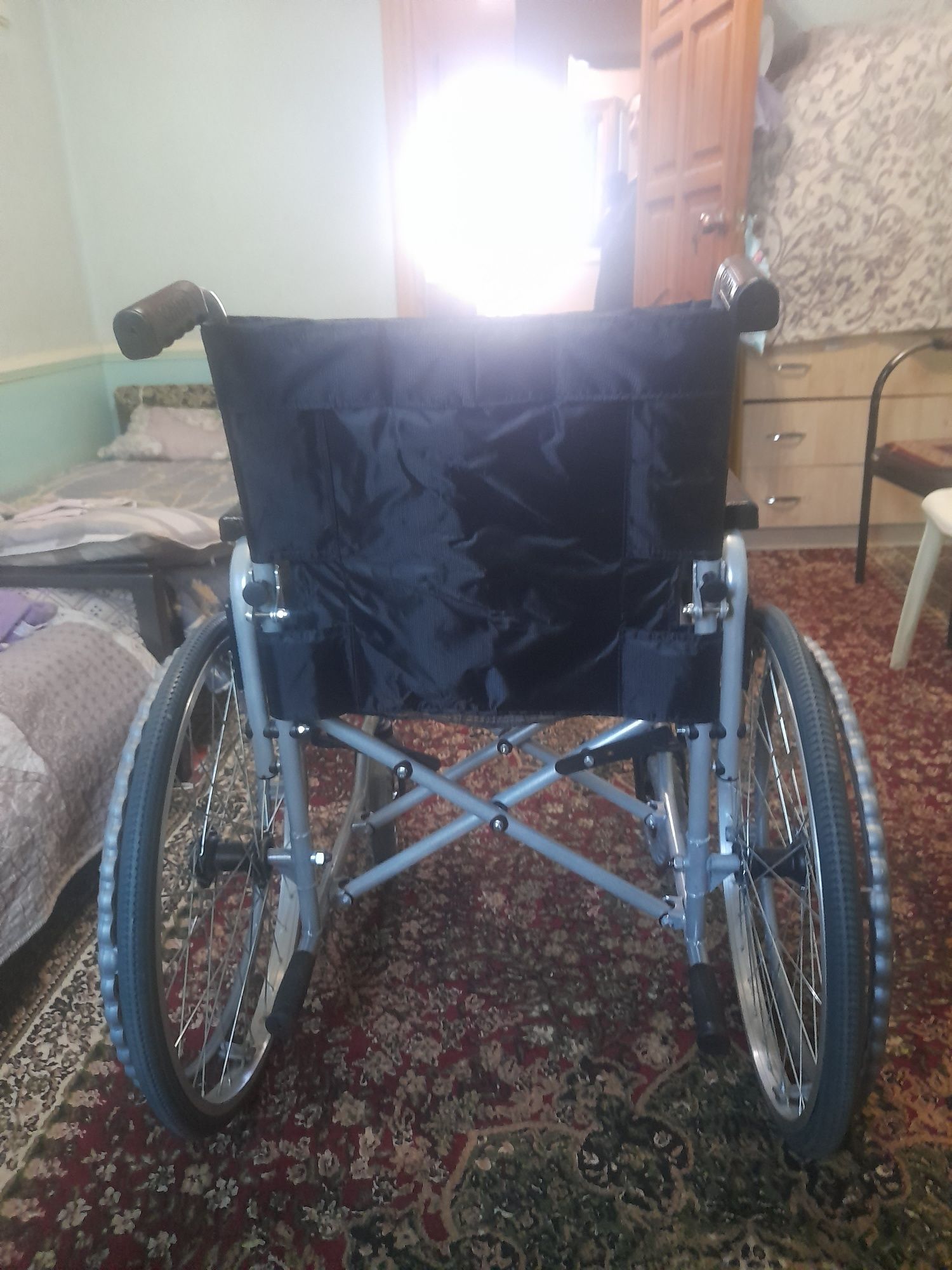 Nogironlar uchun aravacha
