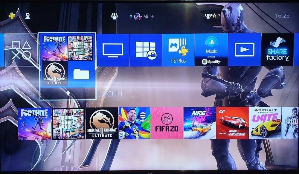 PS4 SLIM cu 45 jocuri instalate instalate in ea si 2 Manete.
