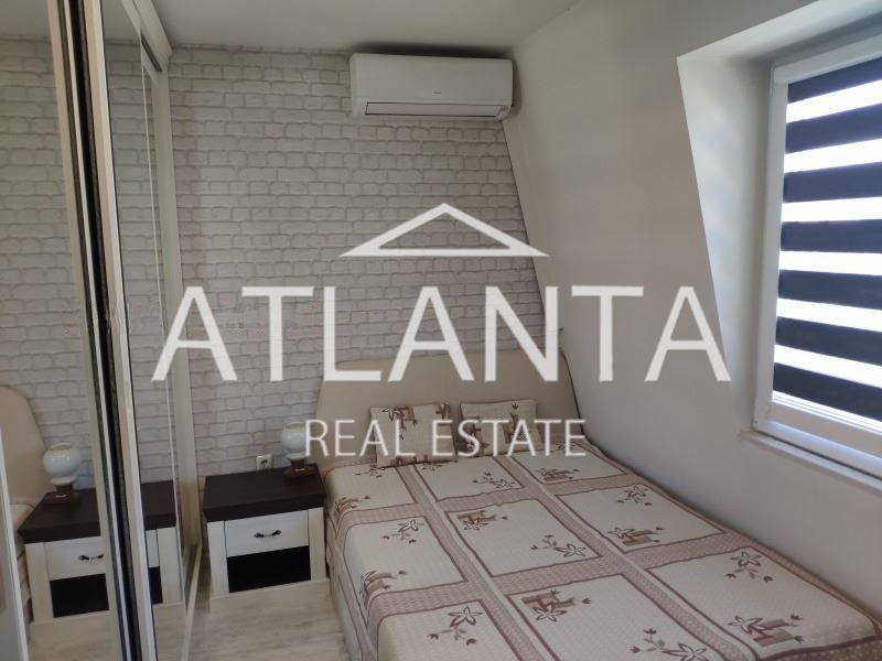 Продава се Двустаен апартамент в Варна, Център - 73 кв.м за 3144 €/кв.м - Снимка #5