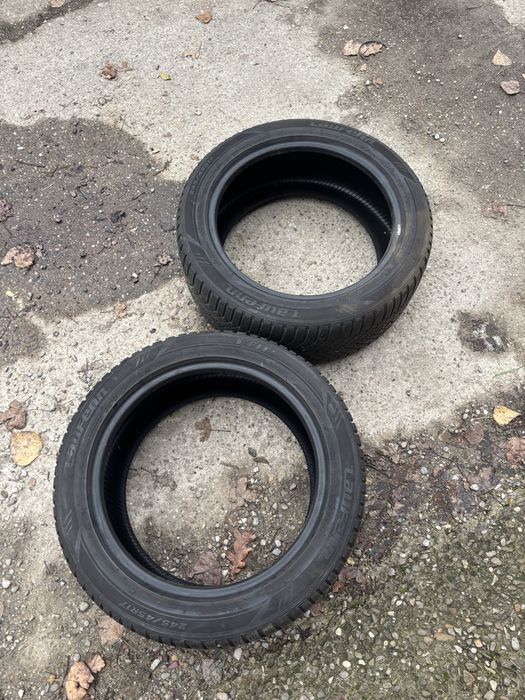 2x Anvelope Iarna 245/45 R17 Laufenn Dot 20