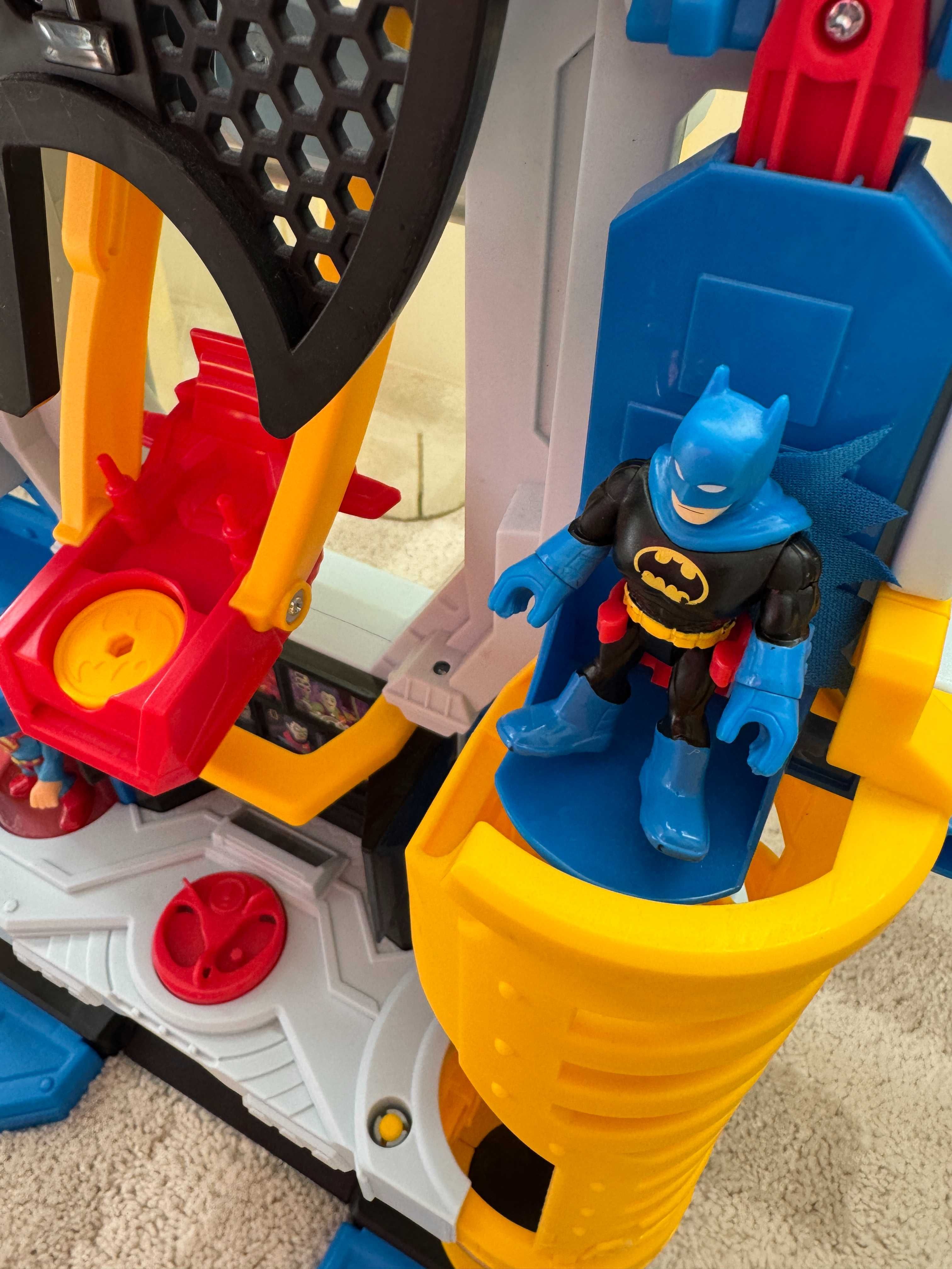 Set de joaca, DC Super Friends, Sediul central Batman-Superman