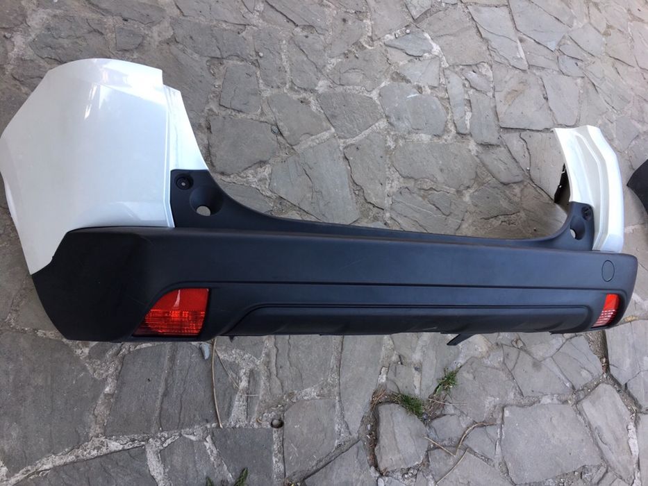 Bara spate Peugeot 2008 Fab 2015 pret 200€ completa