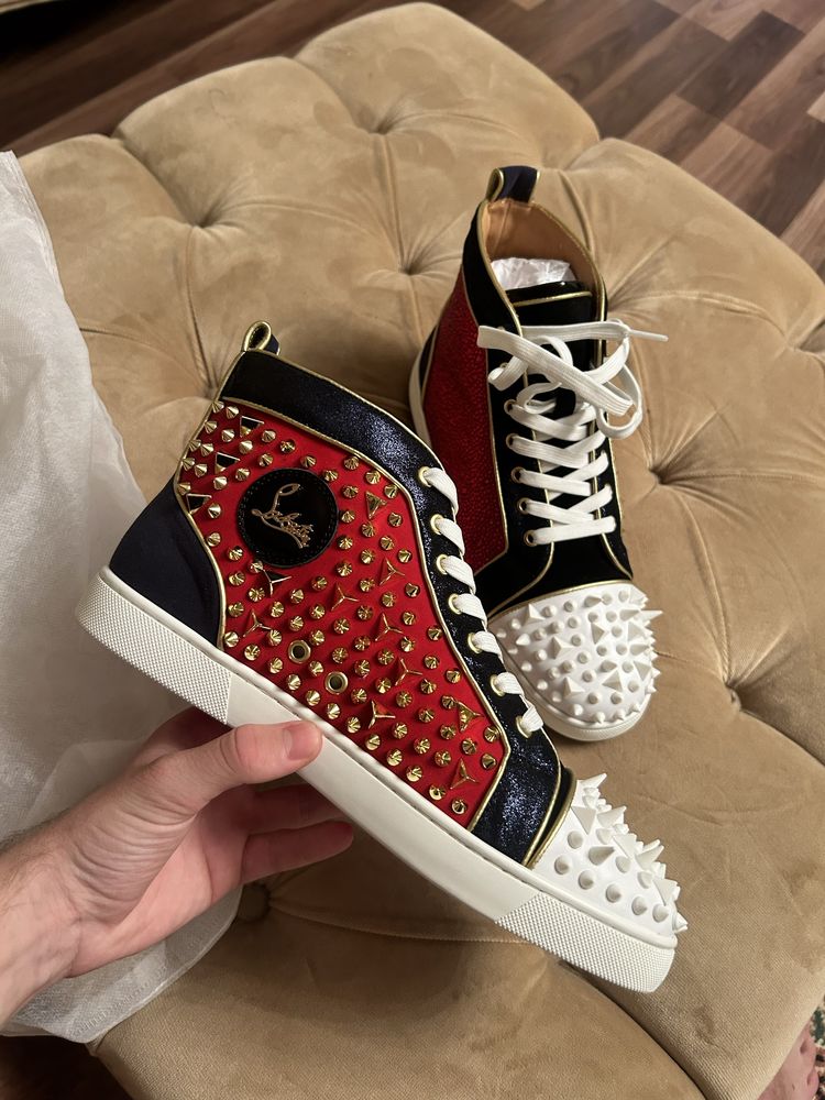 Christian Louboutin marimea 43