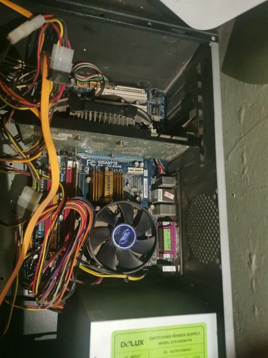 Продаётся компьютер:)