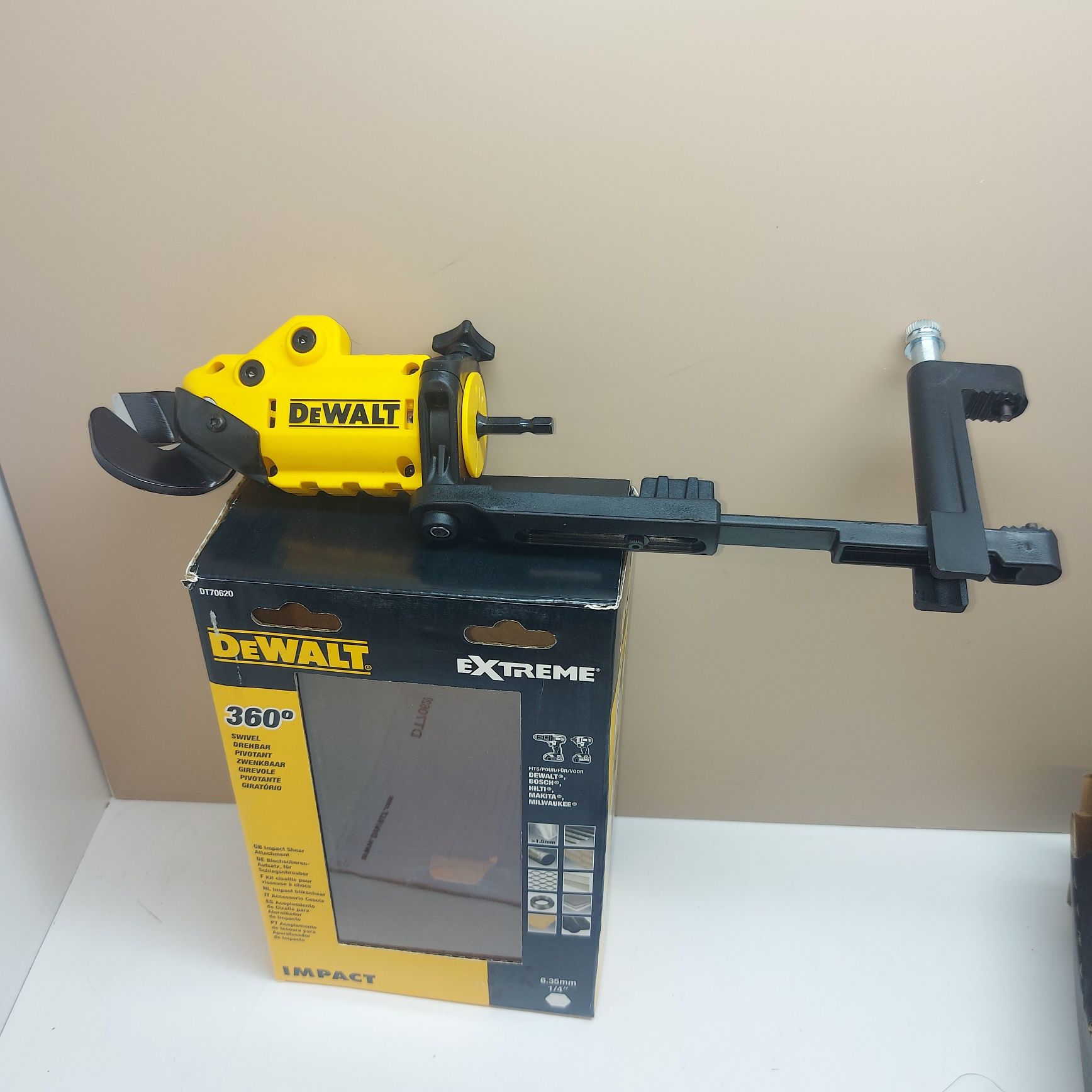 Удароустойчива приставка за ножици за ламарина 18GA DEWalt DT706