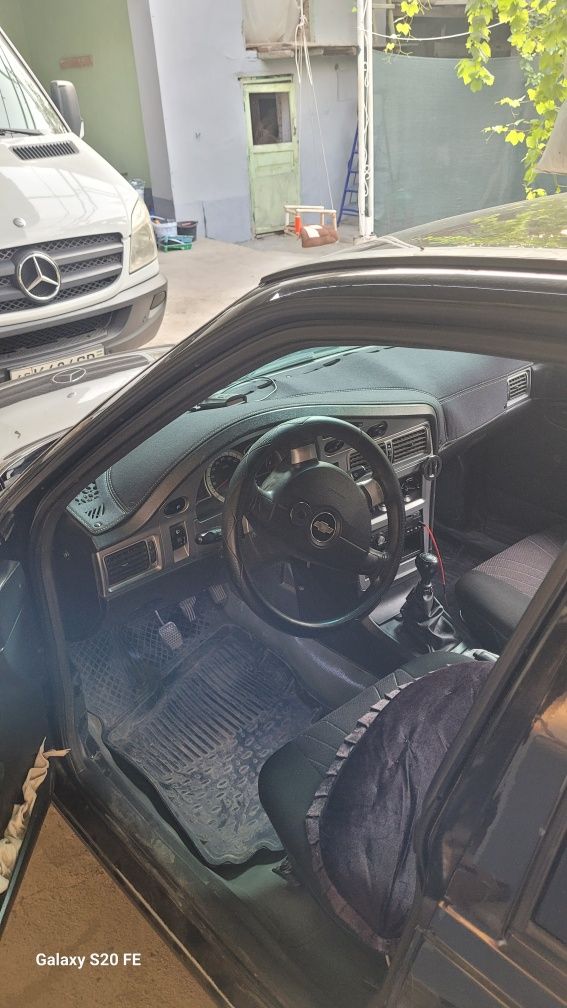 Daewoo Нексия 2 сотилади