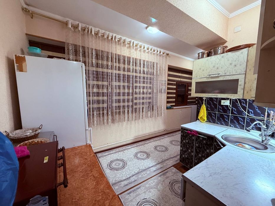 85-90% ичидаги жихозлари колади