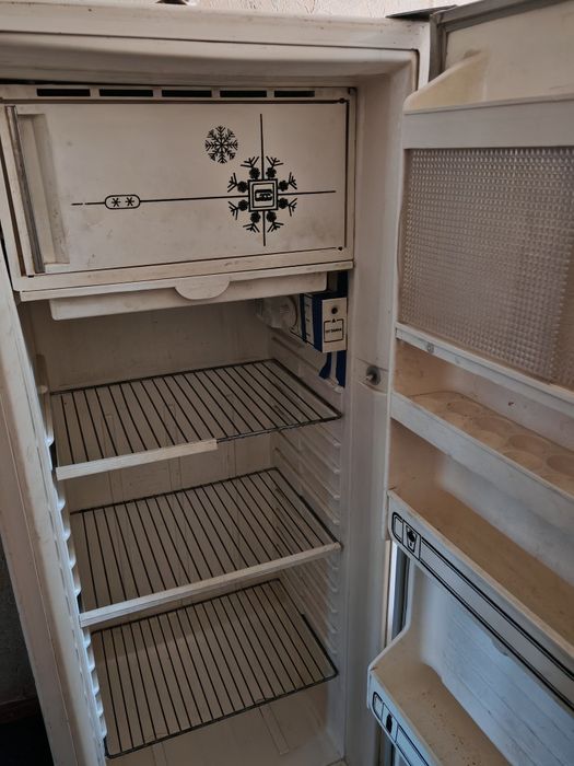 Холодильник "Снежинка"