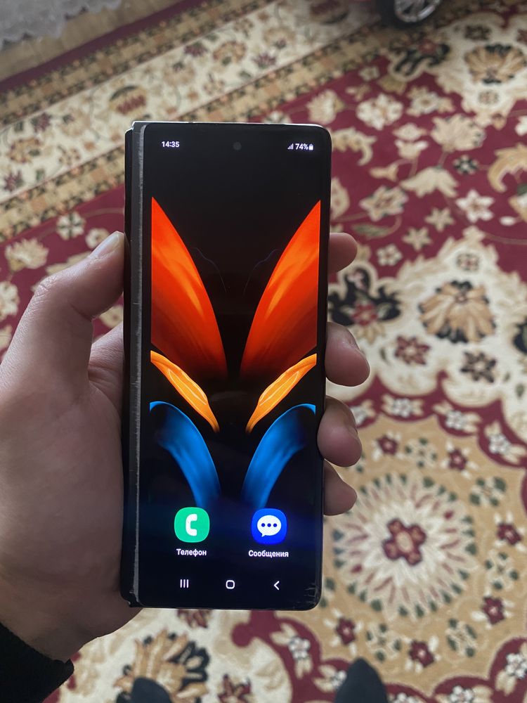 Samsung z fold 2