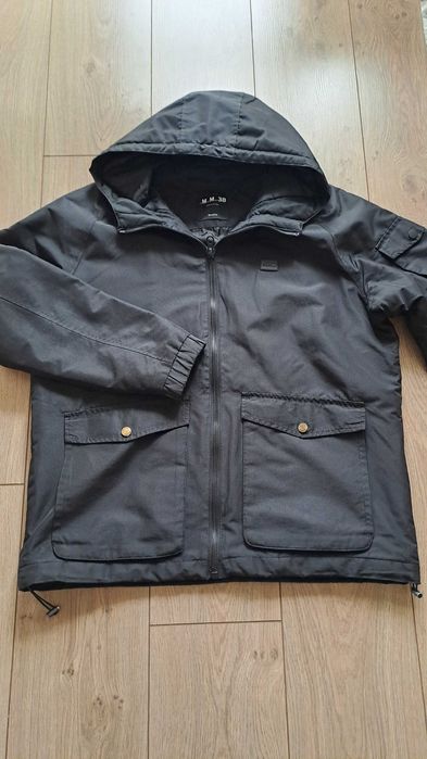 Мъжко есенно яке Bershka