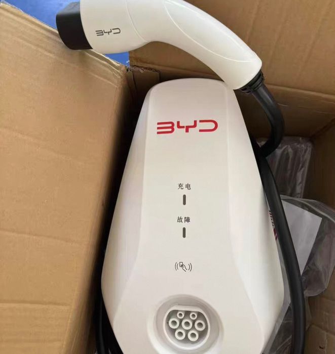 Зарядное устройство BYD 7 кВт для электромобиля — новое