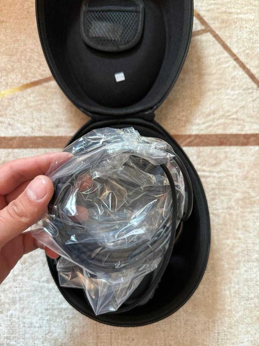 Casti cu fir Beyerdynamic DT 990, editie Black Limited