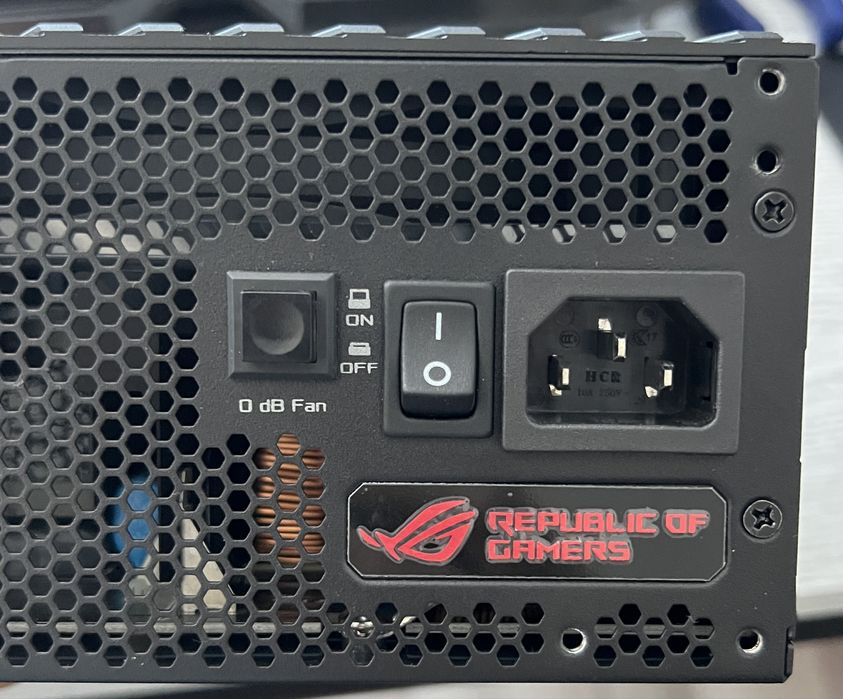 Sursa PC Asus Rog Thor 850w