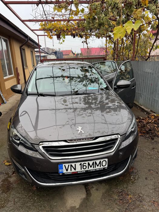 Peugeot 308 • 1.6 THP • 2013 • 126.000 km