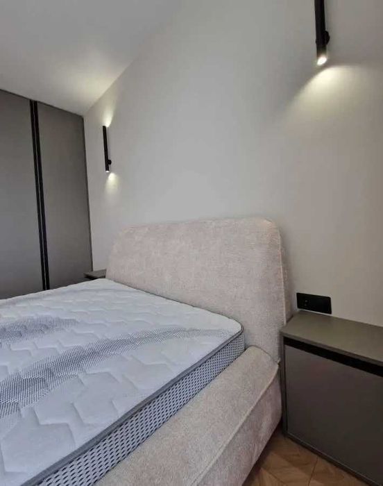 Дава се под наем Едностаен апартамент в София, Зона Б-18 - 55 кв.м за 433.5 € - Снимка #1