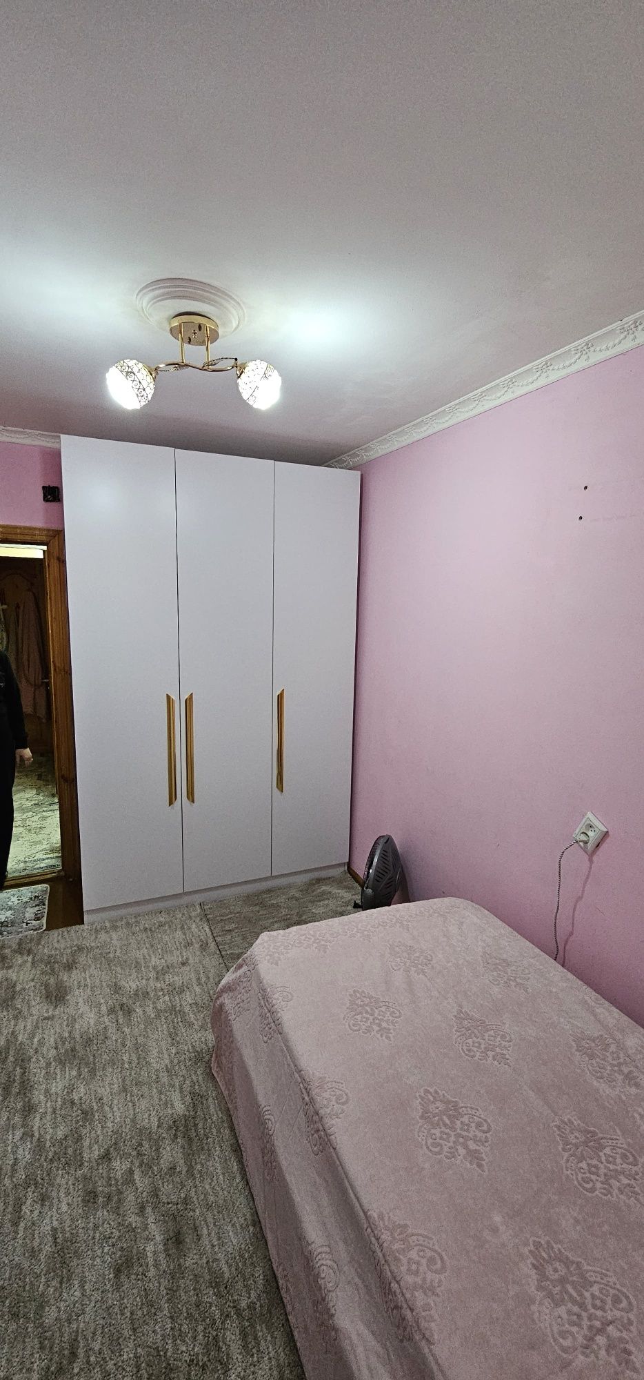 Продаётся трёхкомнатная квартира