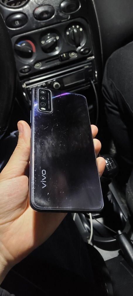 Vivo v2027 4/64 gb