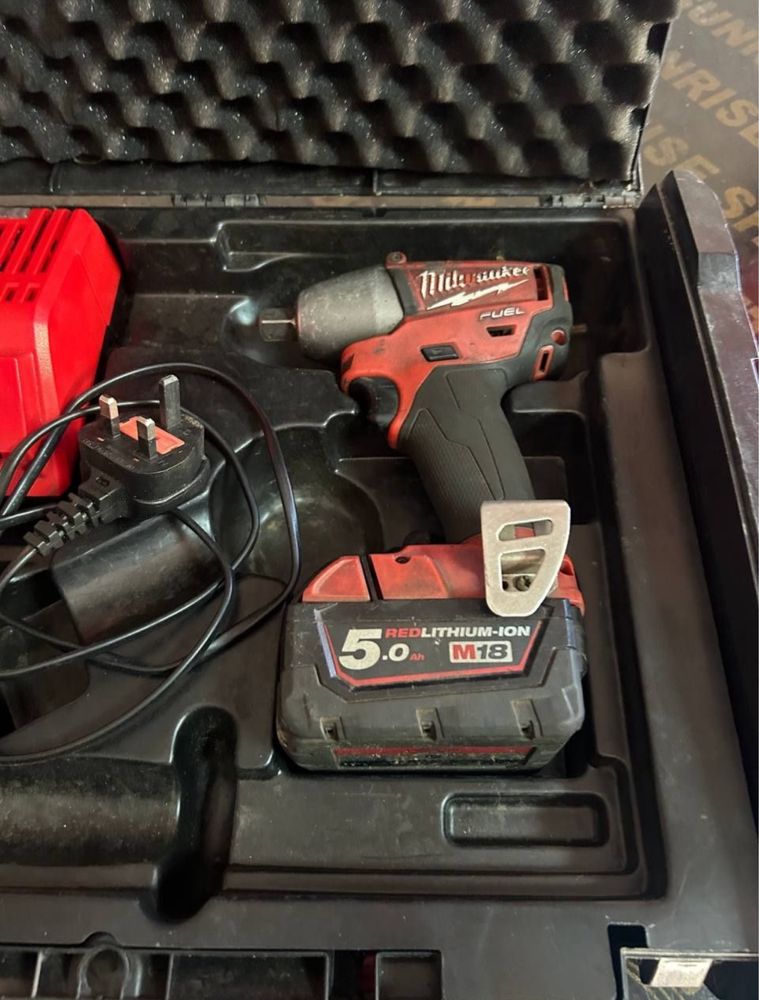 Гайковерт на батерии за части MILWAUKEE 18V brushless 3