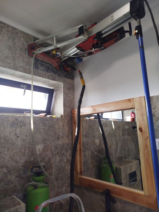 Gaură CAROTĂ CENTRALA Hotă  Aierisire carotare umed+ uscată