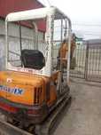 Mini excavator 1, 5t ideale pentru spatii mici