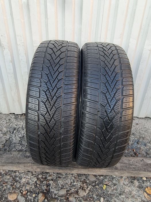 2 Anvelope de iarna*185/65R15*Semperit*LICHIDARE STOC*75 Lei Buc*