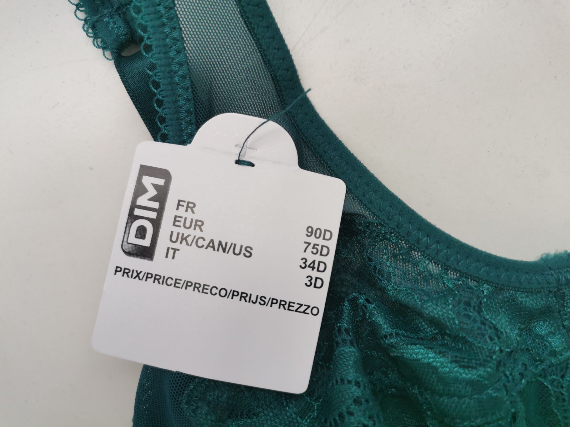 Нов сутиен DIM 75D