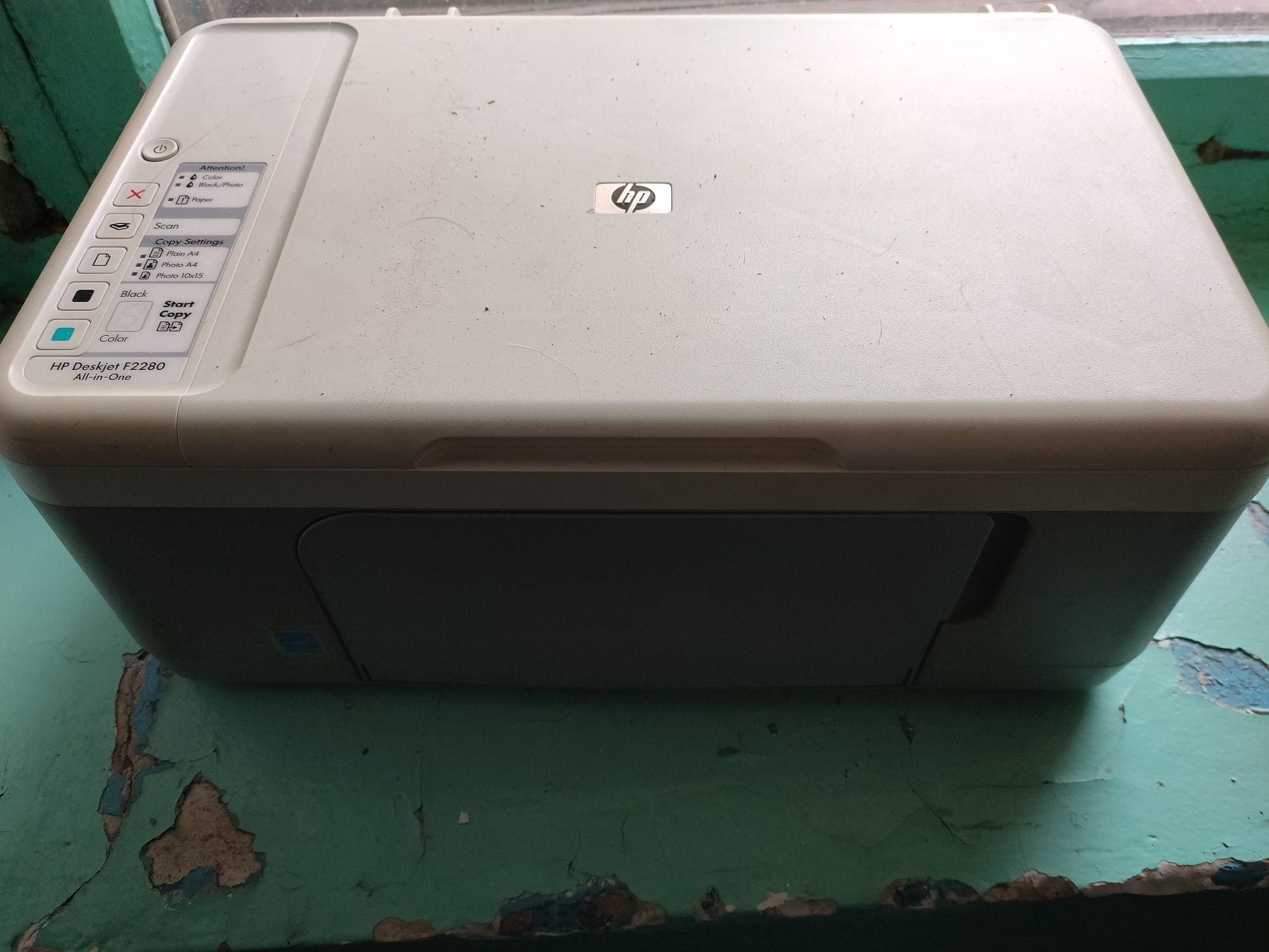 Принтер HP deskjet F2280