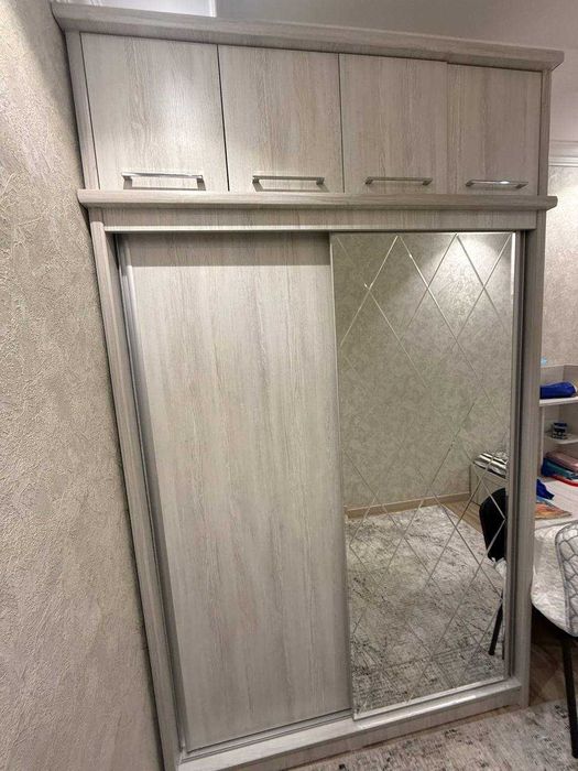 Продается шкаф в отличном состоянии