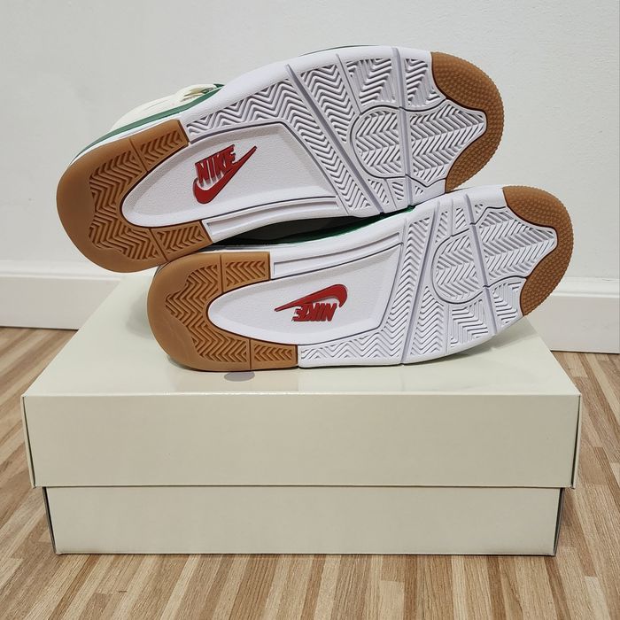 Jordan 4 Retro SB Pine Green DR5415-103 (EU42.5 | US9 | UK8)