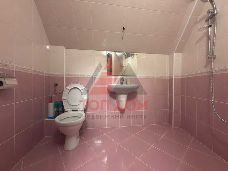 Дава се под наем Двустаен апартамент в Варна, Цветен квартал - 70 кв.м за 561 € - Снимка #10