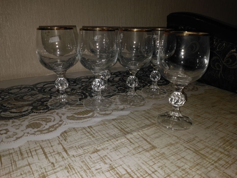Фужеры для вина и шампанского