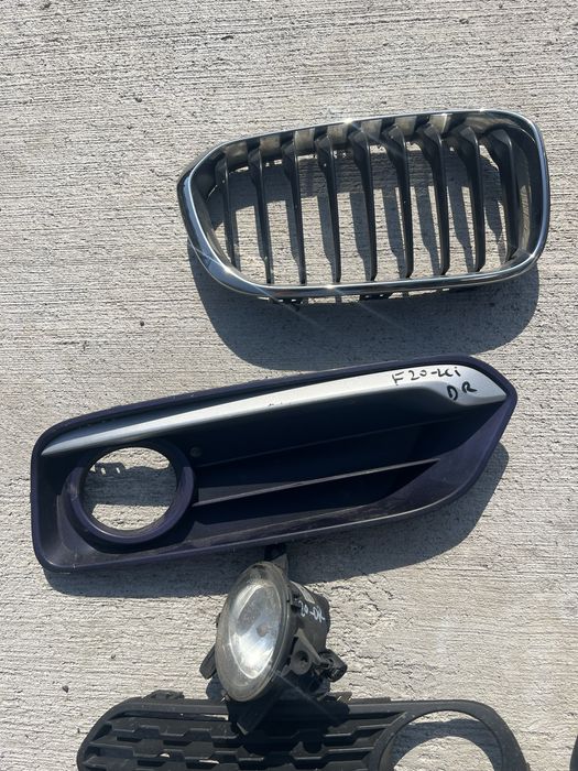 Grila radiator / bara bmw seria 1 f20 lci si nfl