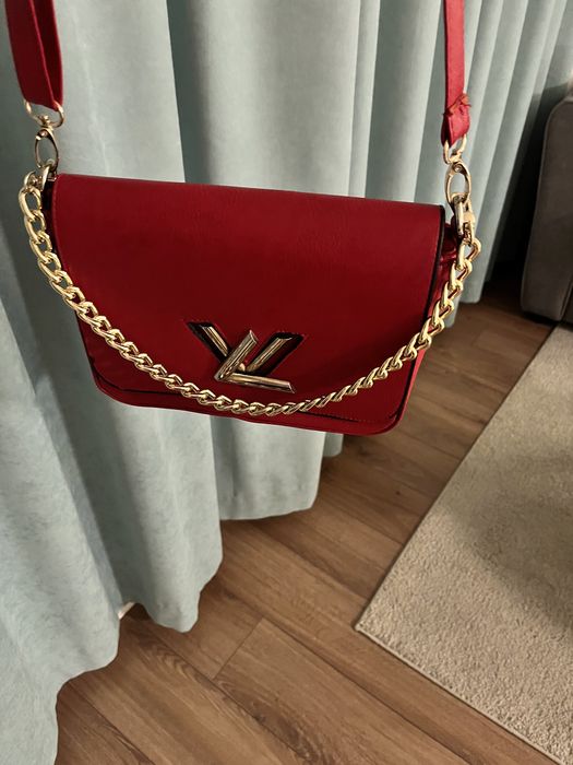 Чанта Louis Vuitton в червено
