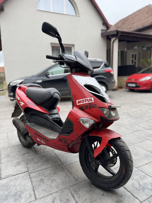 Scuter Aprilia sr 50