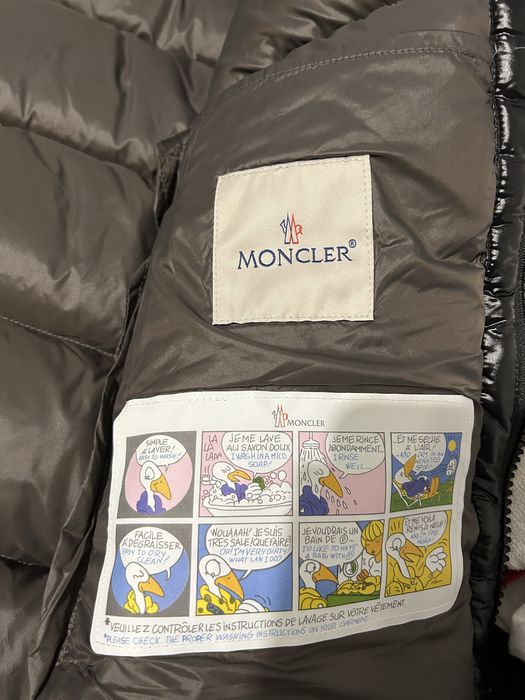 Vesta Puf Moncl.er Bormes