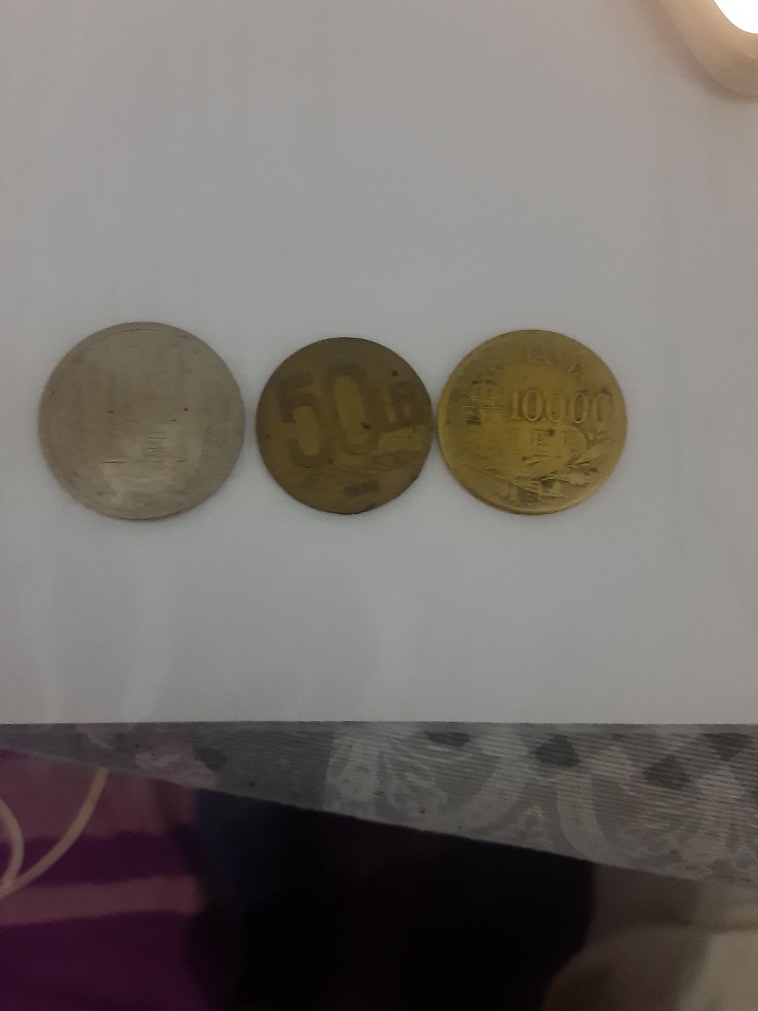 Monede  foarte vechi nu sunt curățate