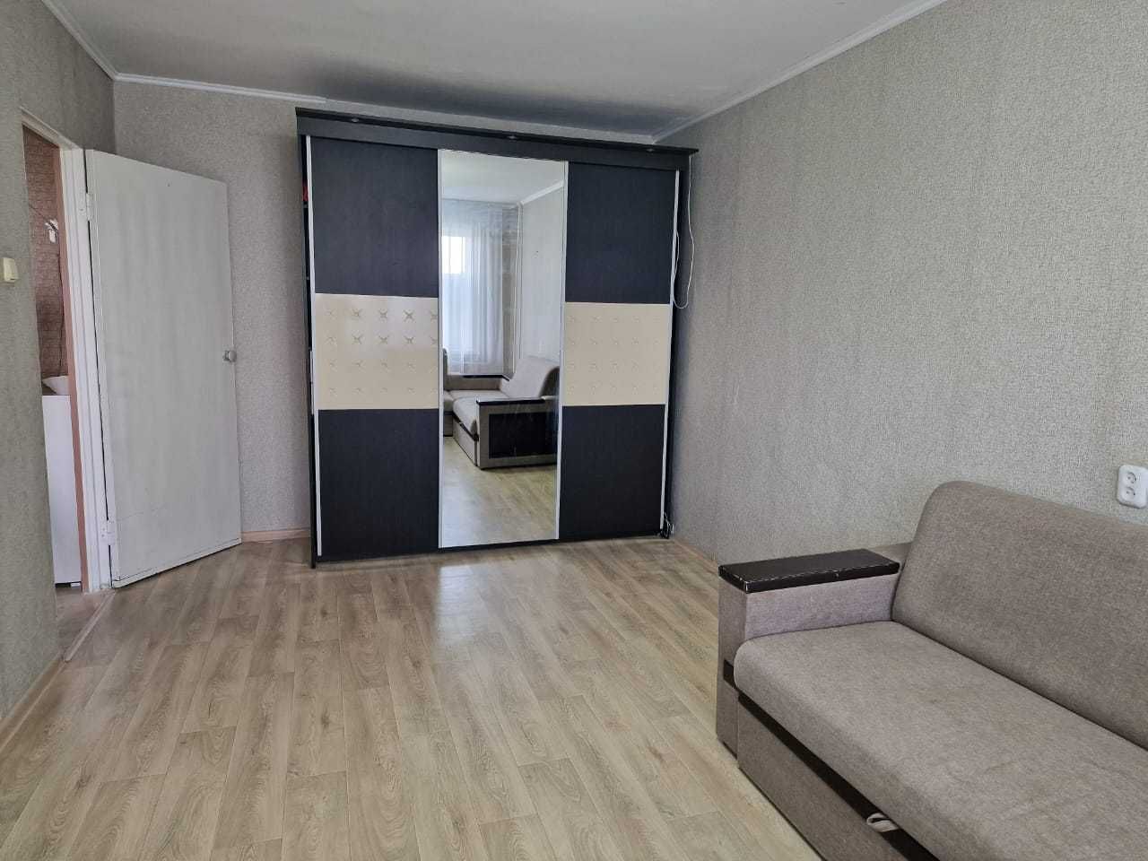 1-КОМН.кв ,8 микр-н, 1 кольцо, Не УГЛОВАЯ,33кв.м,6/9эт.помощь  ИПОТЕКА
