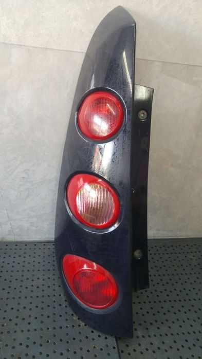 Stop tripla lampa stanga smart forfour 454 a4548200564