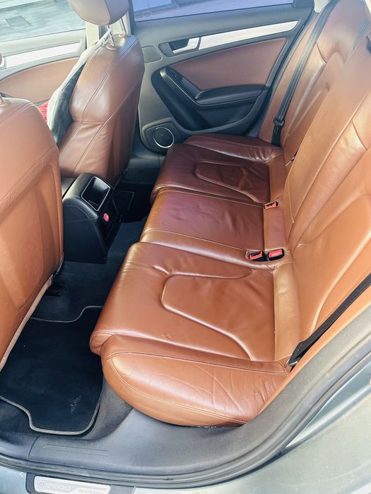 Vand Audi A4 Allroad Quattro automat 2011 proprietar/unele schimburi